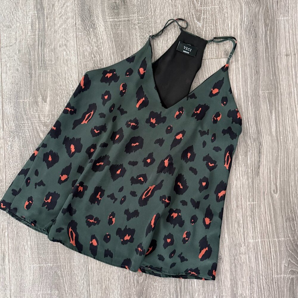 Vici Forest Aglow Leopard Cami Tank Green Women Size Medium
